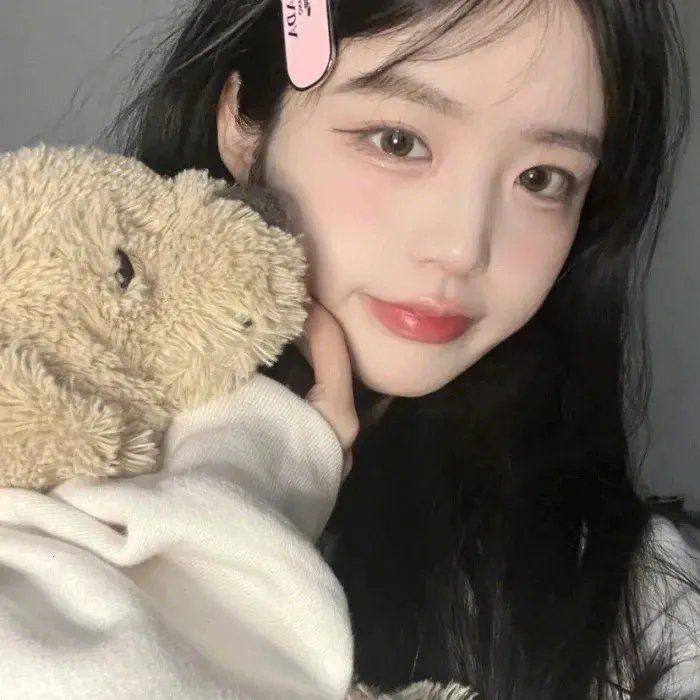 了不起的高二八班 封面